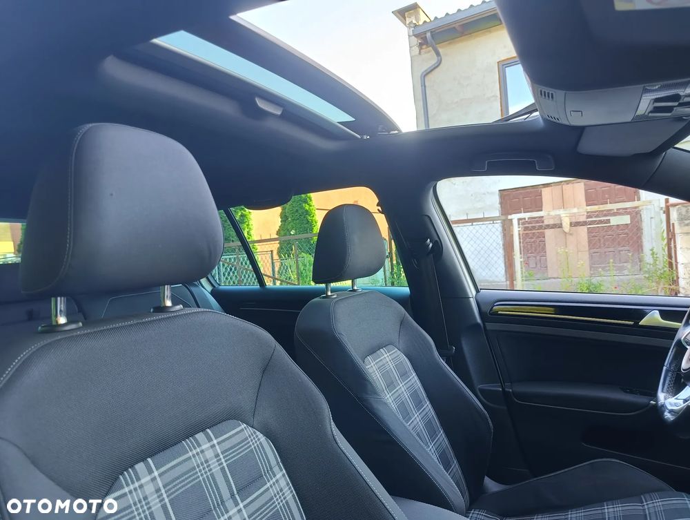 Volkswagen Golf GTD 2.0 TDI SCR DSG - 19