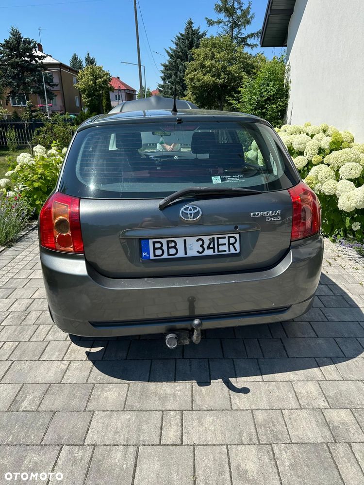 Toyota Corolla 1.4 D-4D Terra - 6