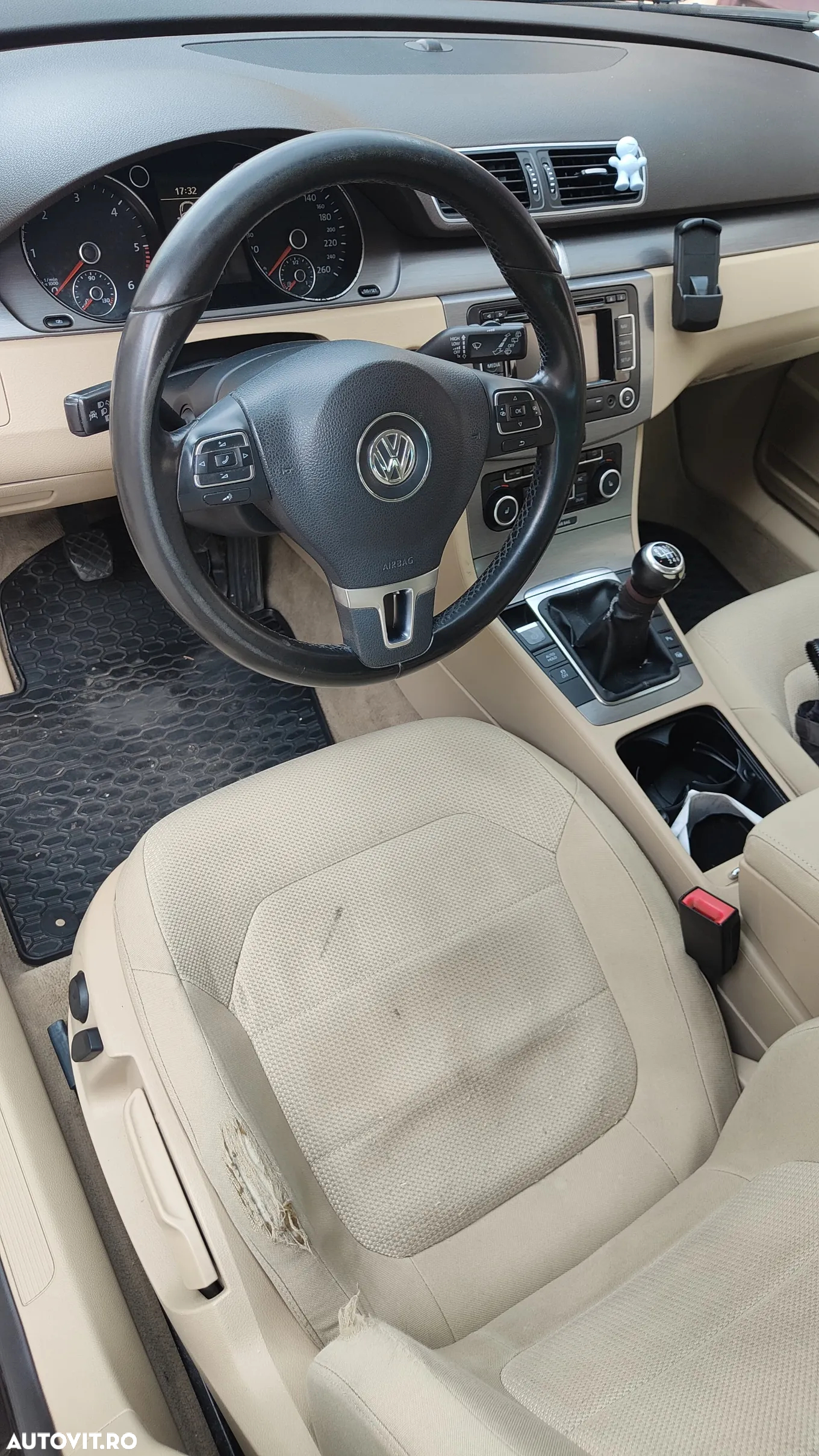 Volkswagen Passat Variant 2.0 TDI Highline DPF - 28