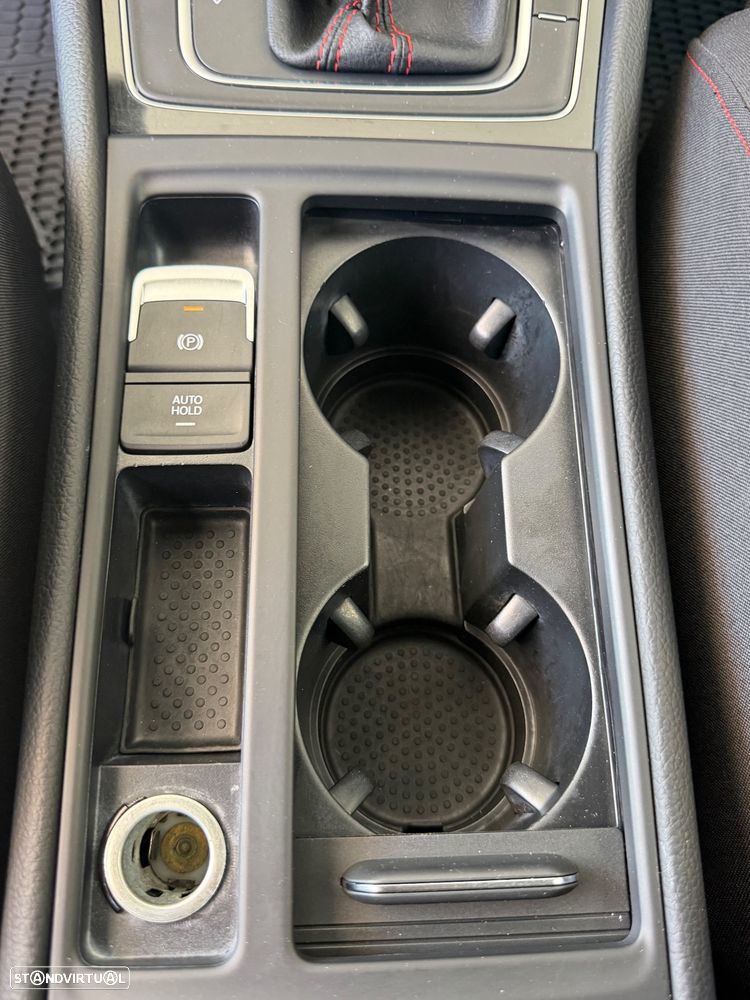 VW Golf 2.0 TSI GTI DSG Performance - 29