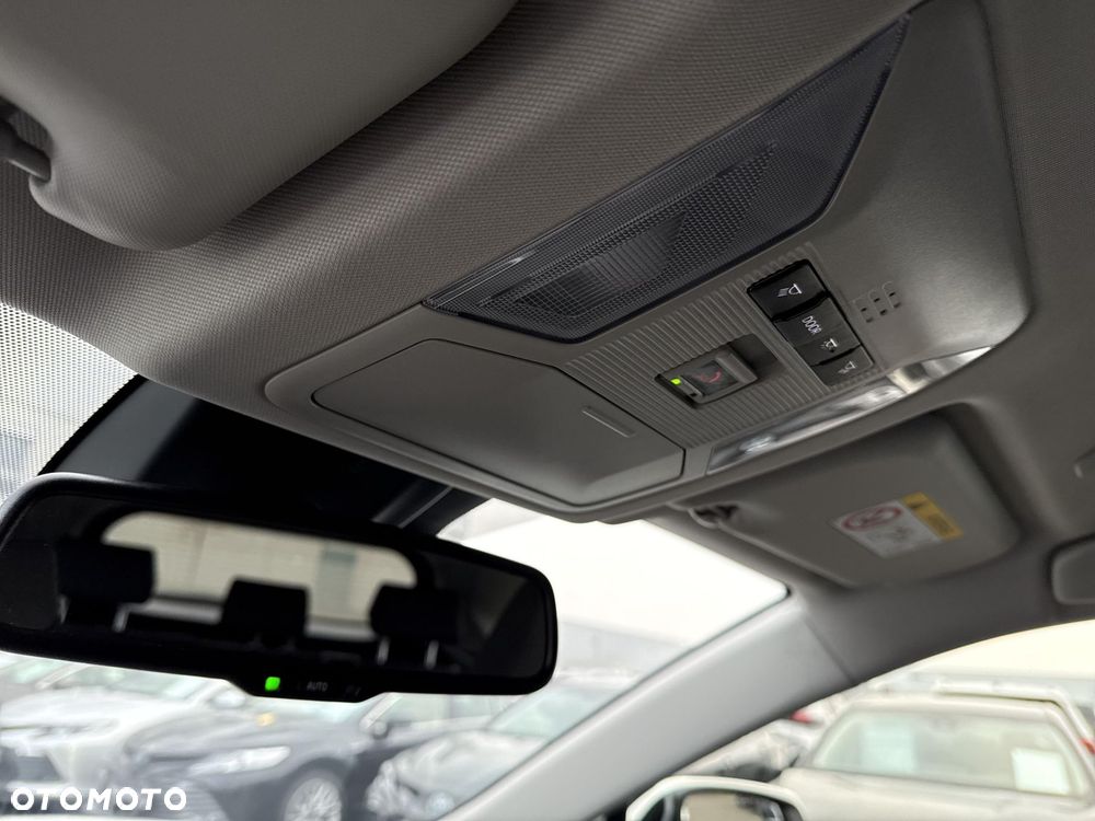 Toyota RAV4 2.5 Hybrid Comfort 4x2 - 24