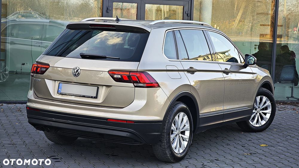 Volkswagen Tiguan - 6