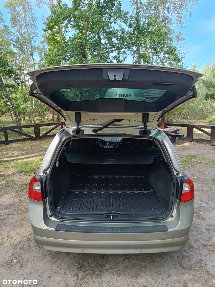 Volvo V70 2.0D Summum - 15