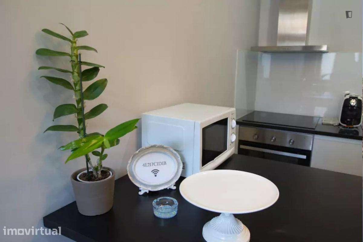 Apartamento com 1 quartos - localizado em Mafamude Porto - Grande imagem: 4/21