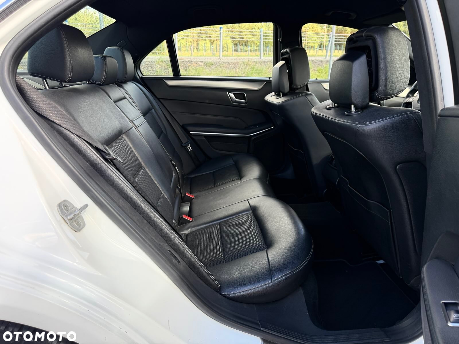 Mercedes-Benz Klasa E 220 BlueTEC 9G-TRONIC Avantgarde - 8