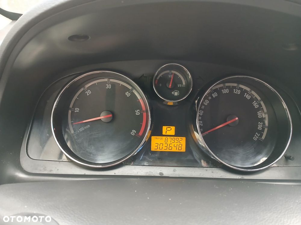 Opel Antara 2.0 CDTI Cosmo - 10