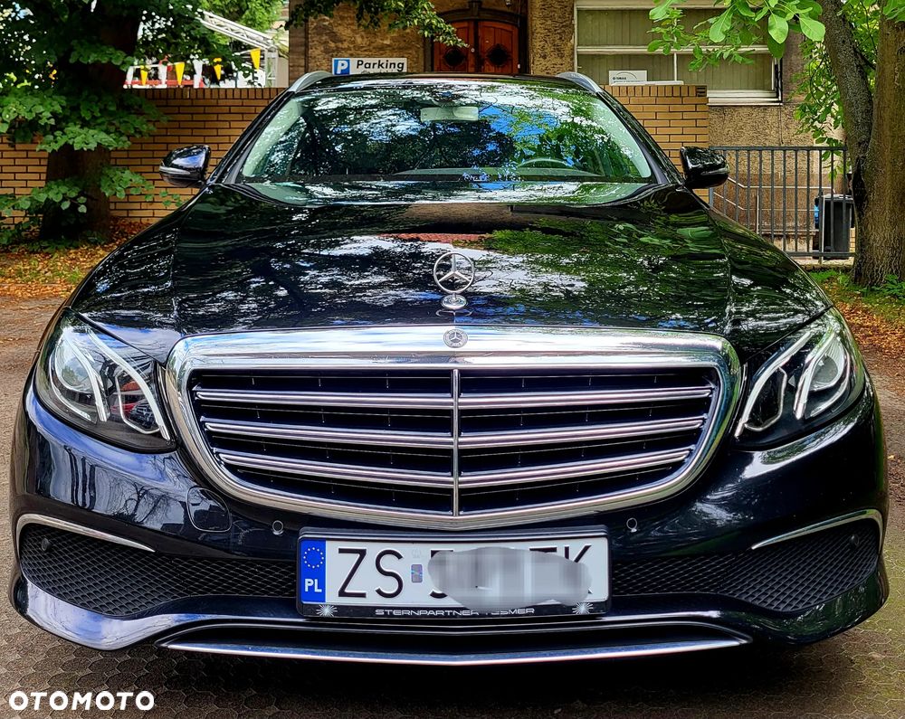 Mercedes-Benz Klasa E 200 Exclusive - 1