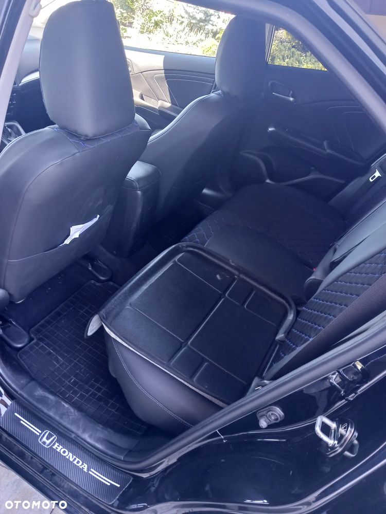 Honda Civic 1.8 Lifestyle (Honda Connect+) - 10