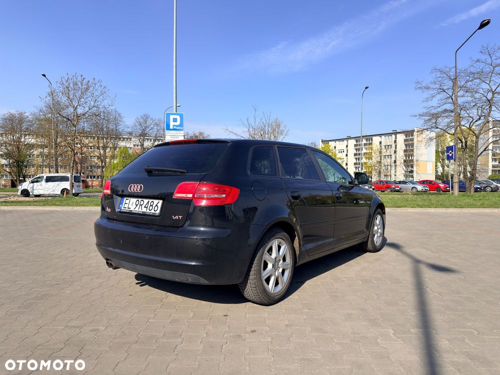 Audi A3 Sportback - 4