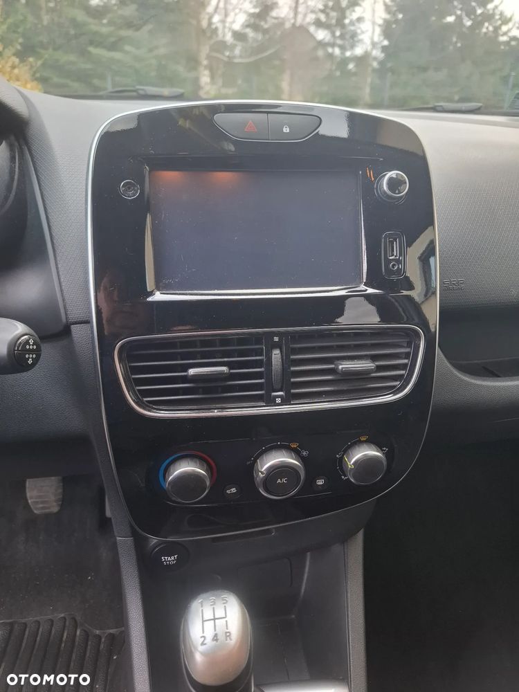 Renault Clio 0.9 TCe Limited - 9
