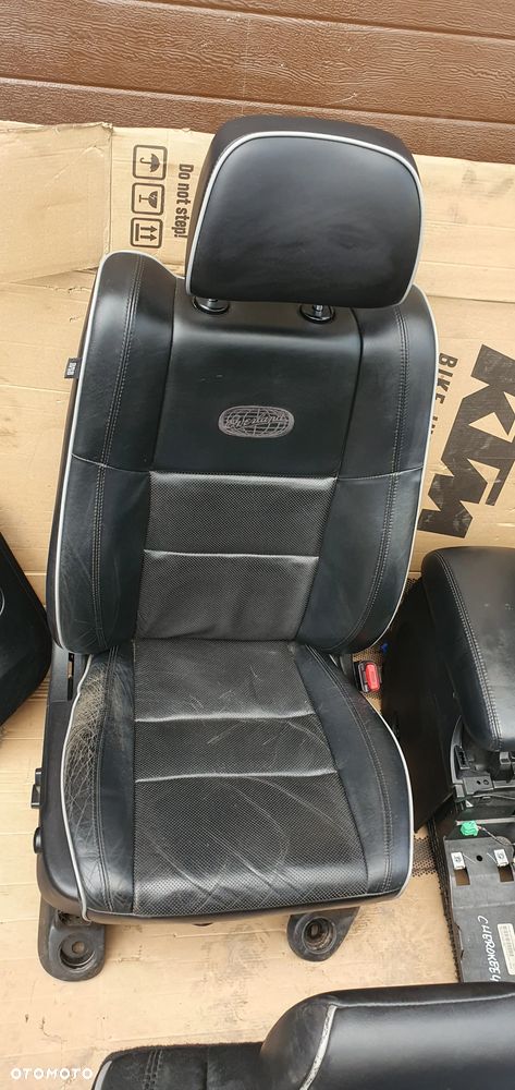 Fotele kanapa boczki podłokietnik komplet półskóra elektryczne Overland Jeep Grand Cherokee 4 WK2 - 9