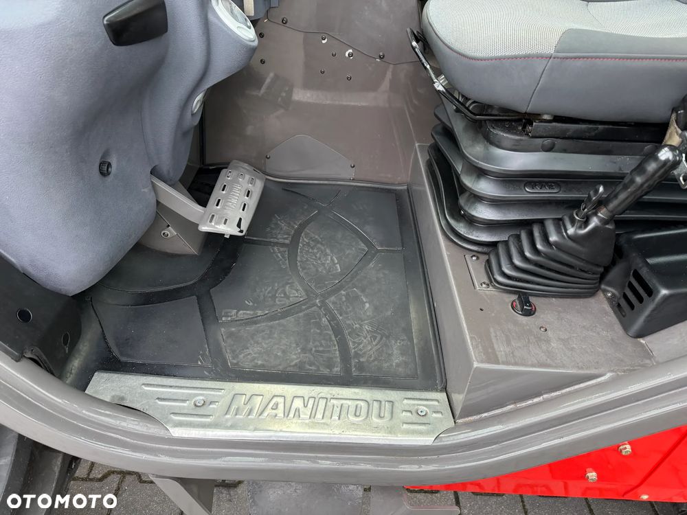 Manitou MLT 629 - 32