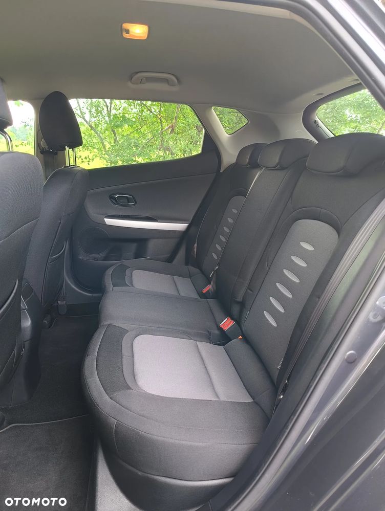 Kia Ceed 1.6 CRDi 128 Fifa World Cup Edition - 16