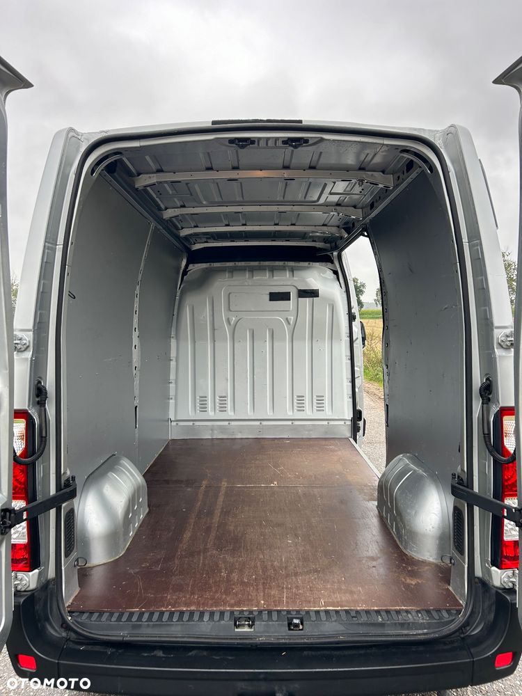 Renault Master - 18
