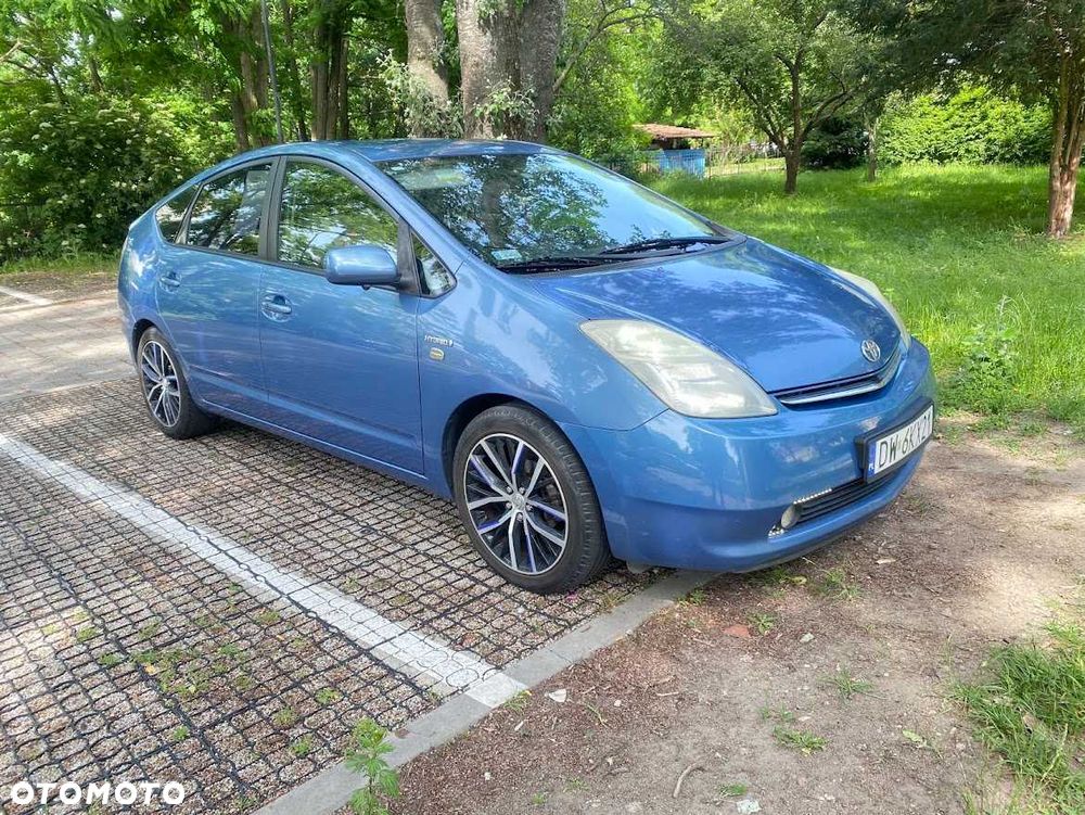 Toyota Prius - 1