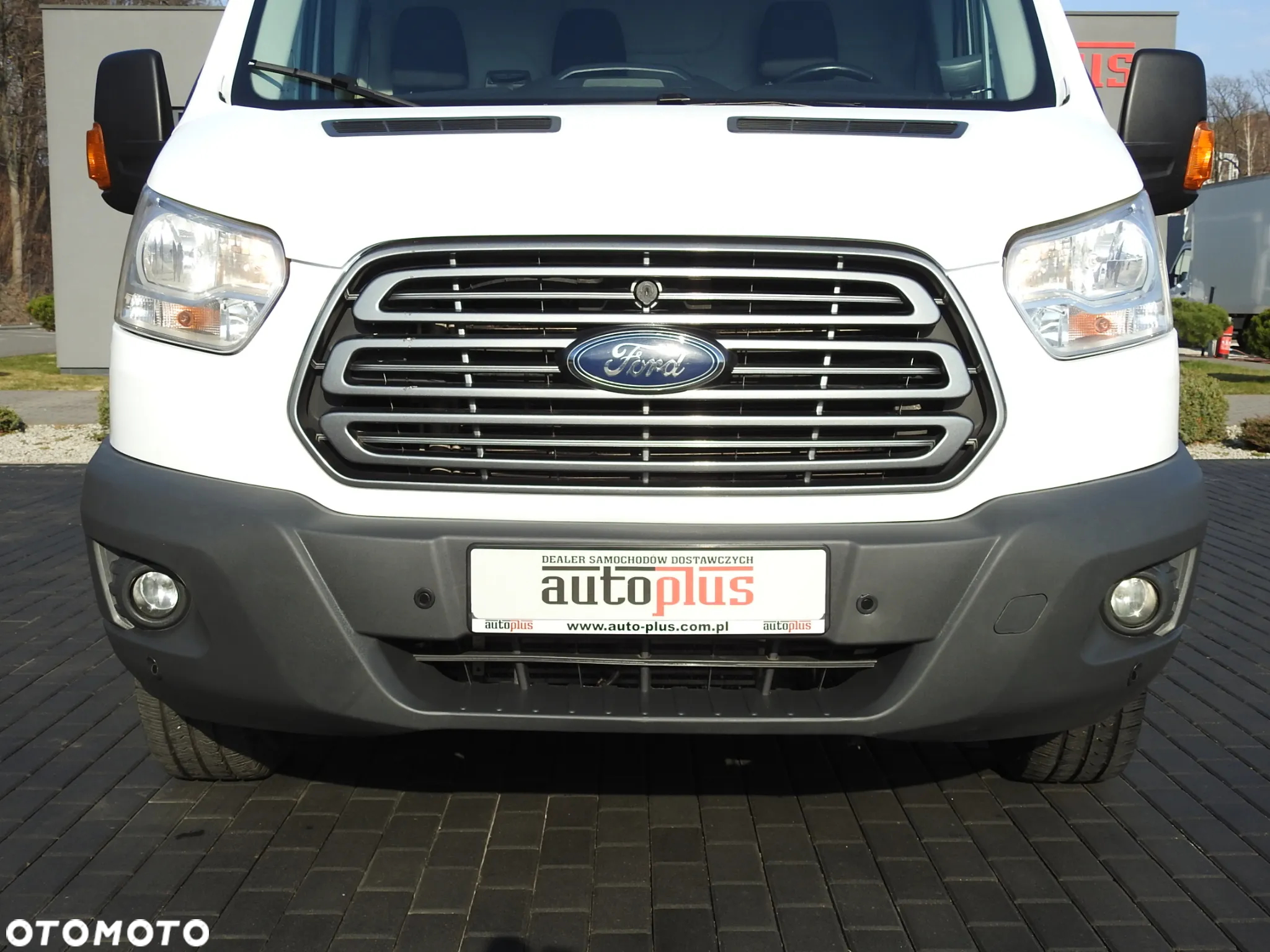Ford TRANSIT  FURGON CHŁODNIA 0*C FUNKCJA GRZANIA TEMPOMAT LEDY KLIMATYZACJA 130KM [ D81956 ] - 16