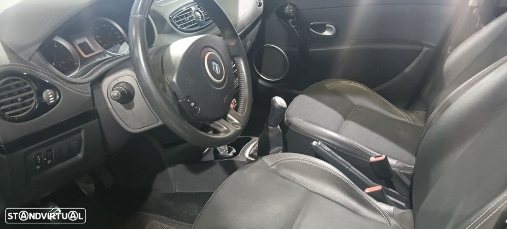 Renault Clio 1.5 dCi Dynamique S - 4