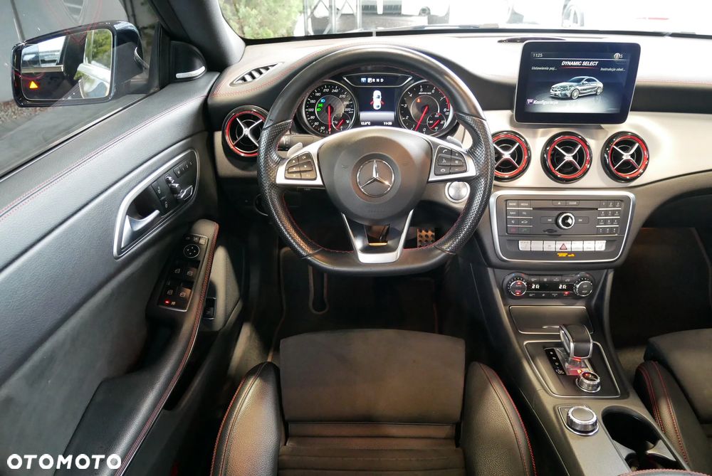 Mercedes-Benz CLA AMG 45 4Matic AMG Speedshift DCT 7G - 16