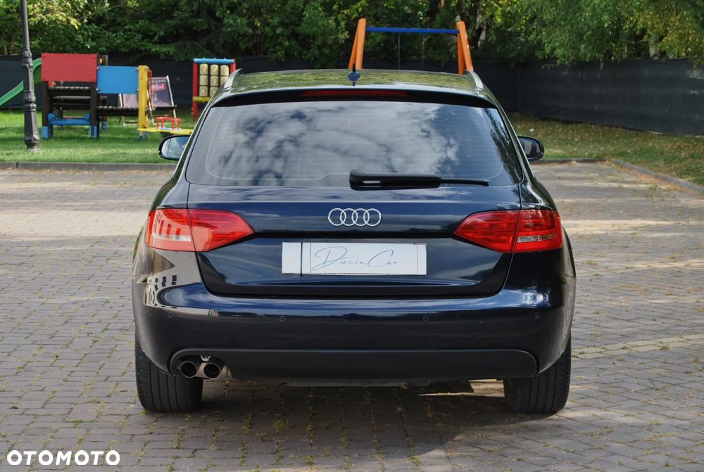 Audi A4 Avant - 19