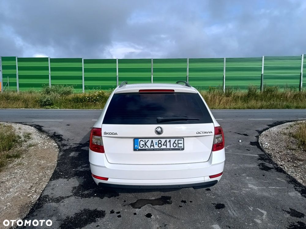 Skoda Octavia 1.6 TDI Ambition - 12