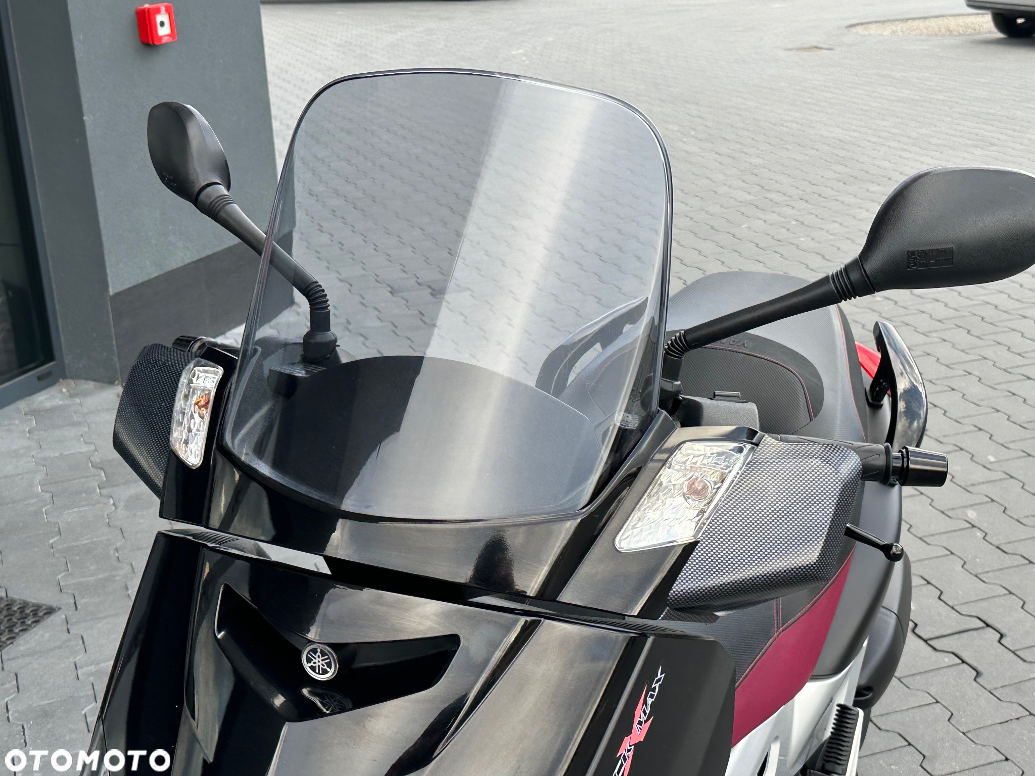 Yamaha X-max - 37