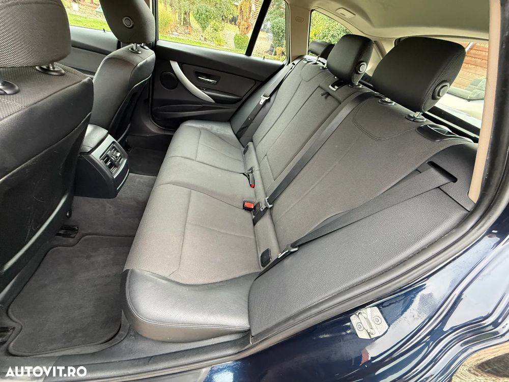 BMW Seria 3 318d xDrive - 30