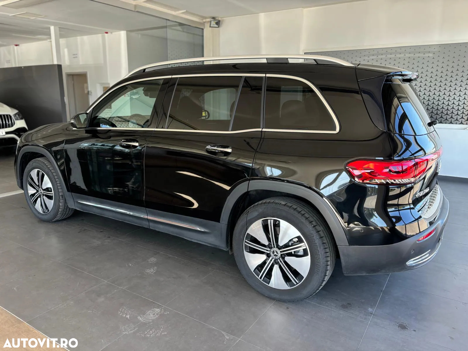 Mercedes-Benz EQB 300 4Matic Electric Art - 10