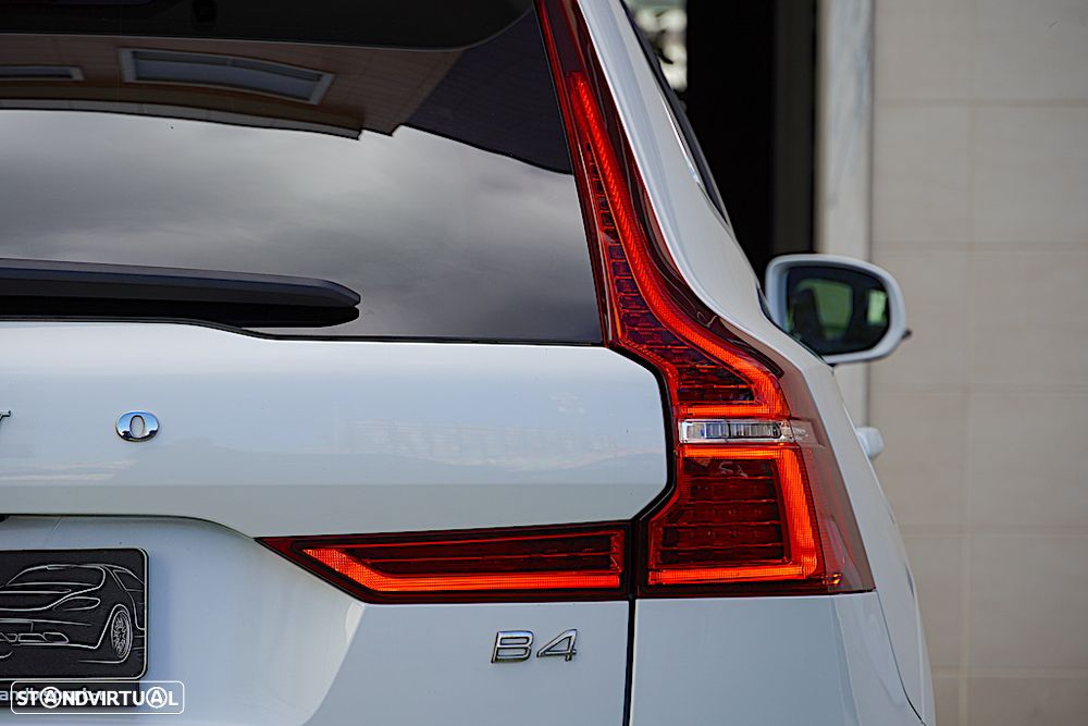 Volvo XC 60 2.0 B4 Inscription Geartronic - 15