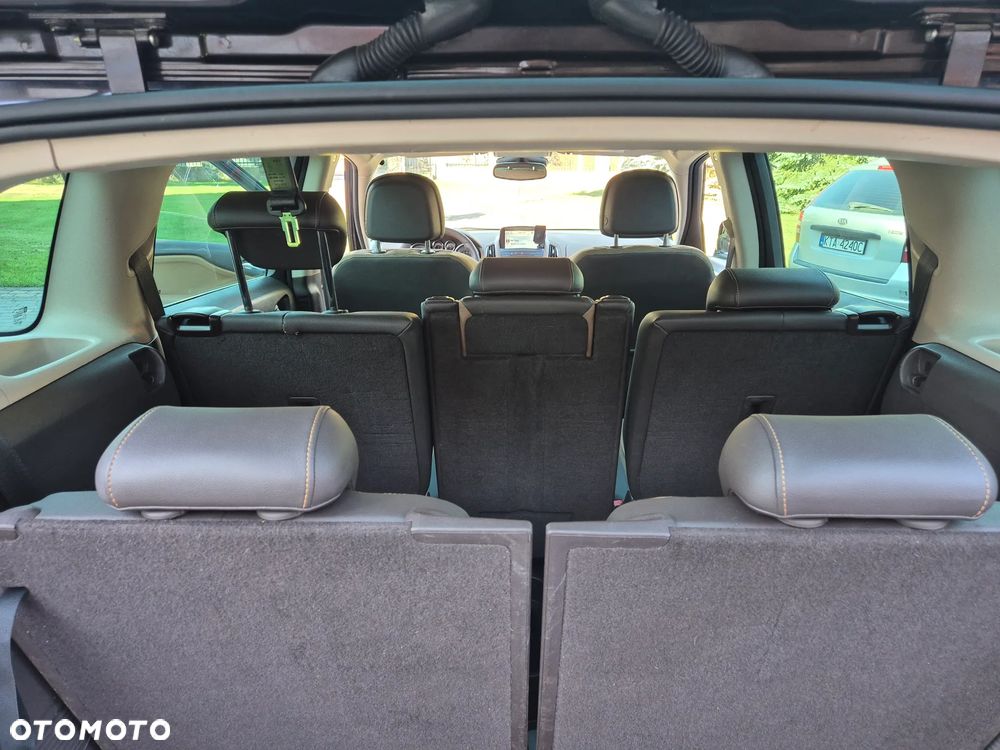 Opel Zafira Tourer 1.4 Turbo Business Edition - 17