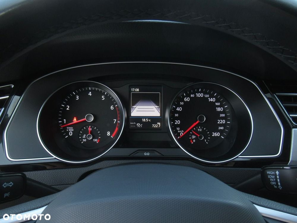 Volkswagen Passat 1.5 TSI EVO Business - 22