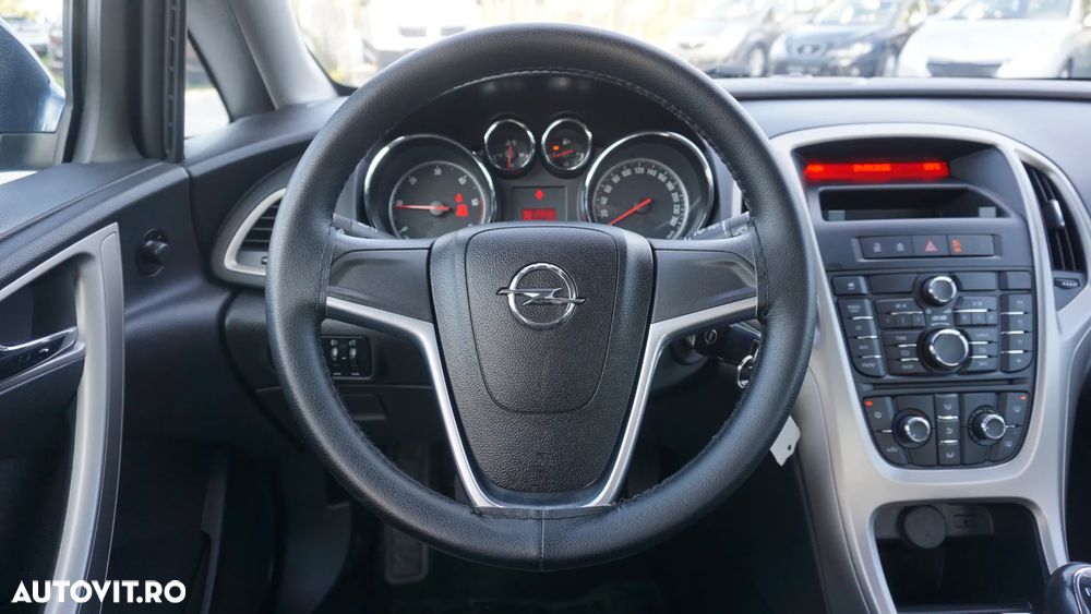 Opel Astra 2.0 CDTI DPF Innovation - 15