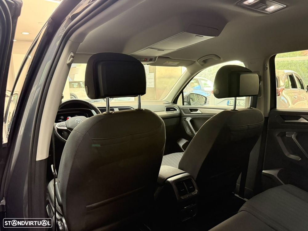 VW Tiguan Allspace 2.0 TDI Highline DSG - 34