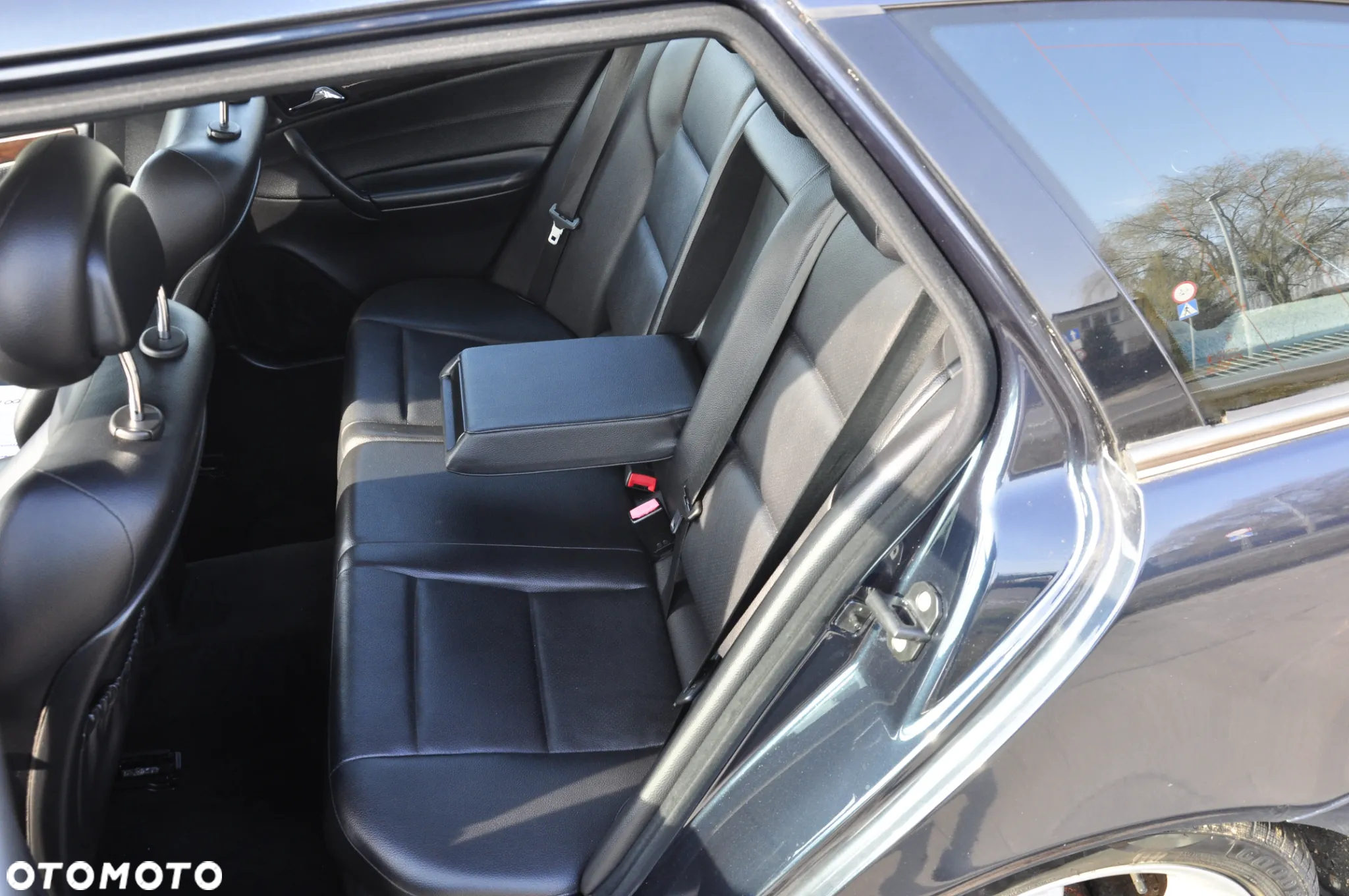Mercedes-Benz Klasa C 200 T Kompressor Elegance Sport Edition - 12