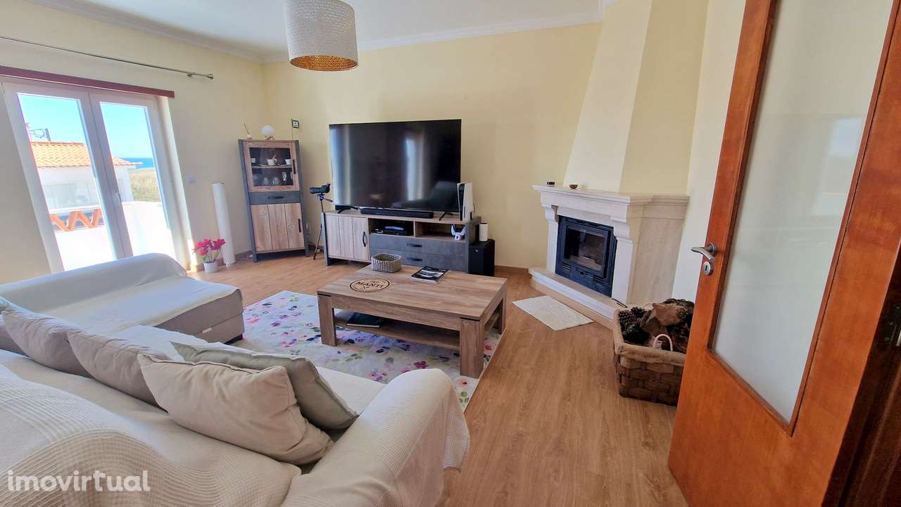 Moradia T5 com Vista Mar – Em Excelente Estado - Grande imagem: 2/34