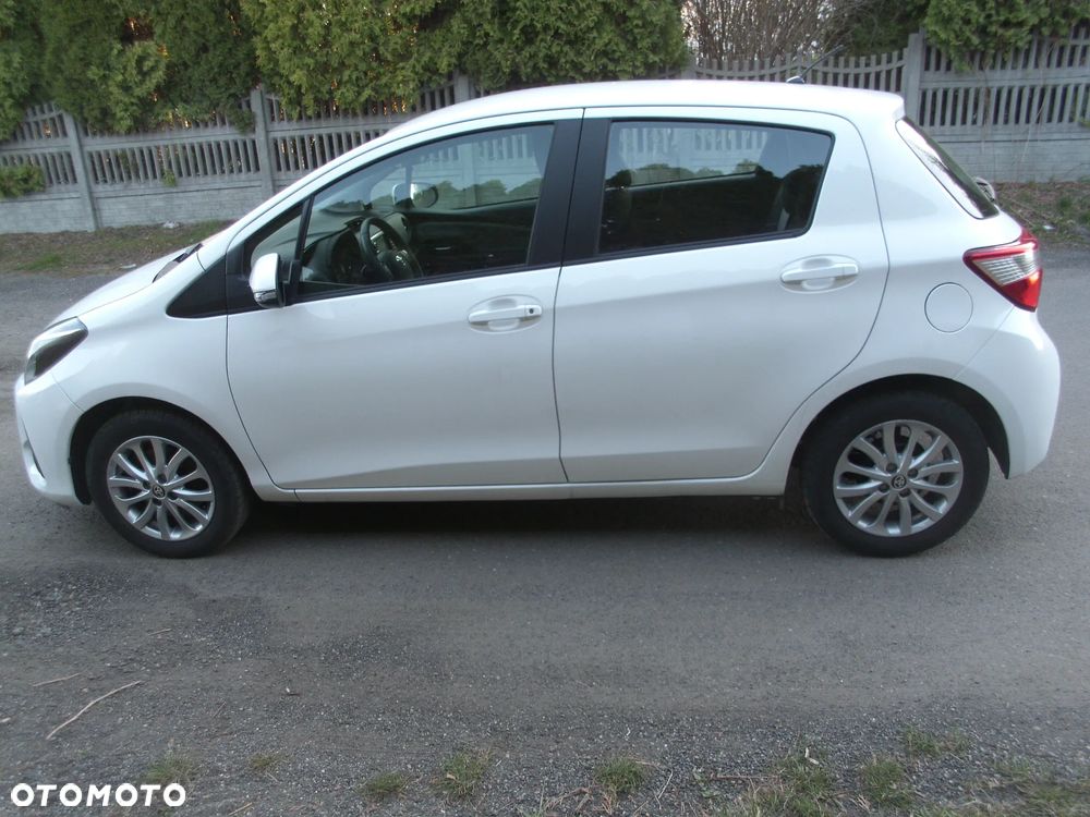 Toyota Yaris 1.5 Premium - 7