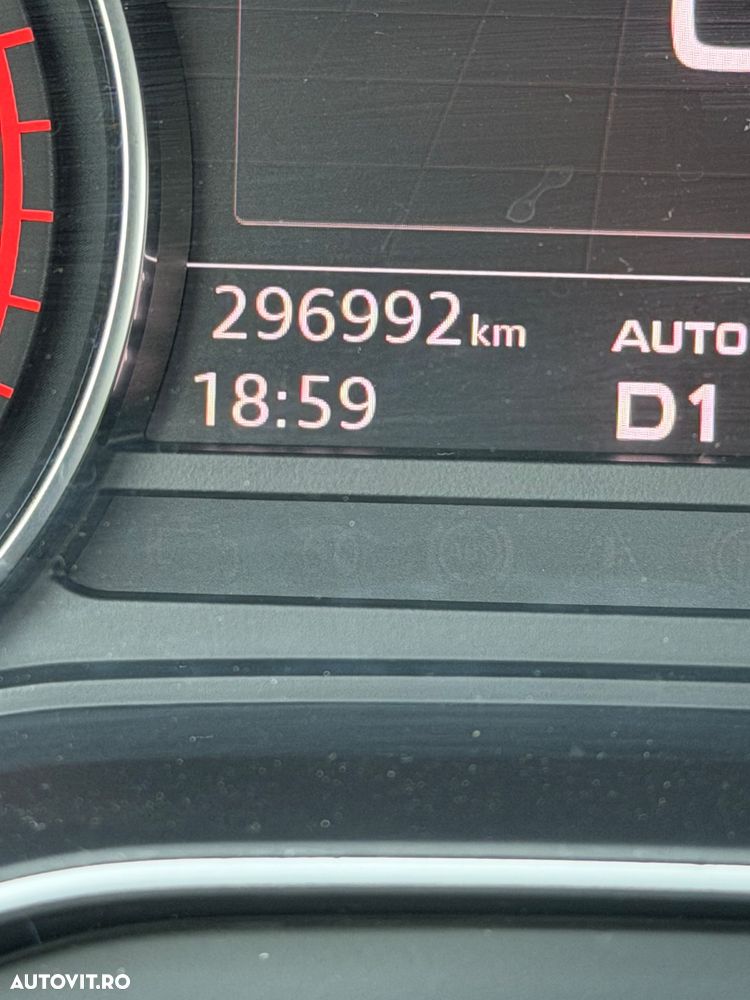Audi A4 Avant 2.0 TDI S tronic - 10