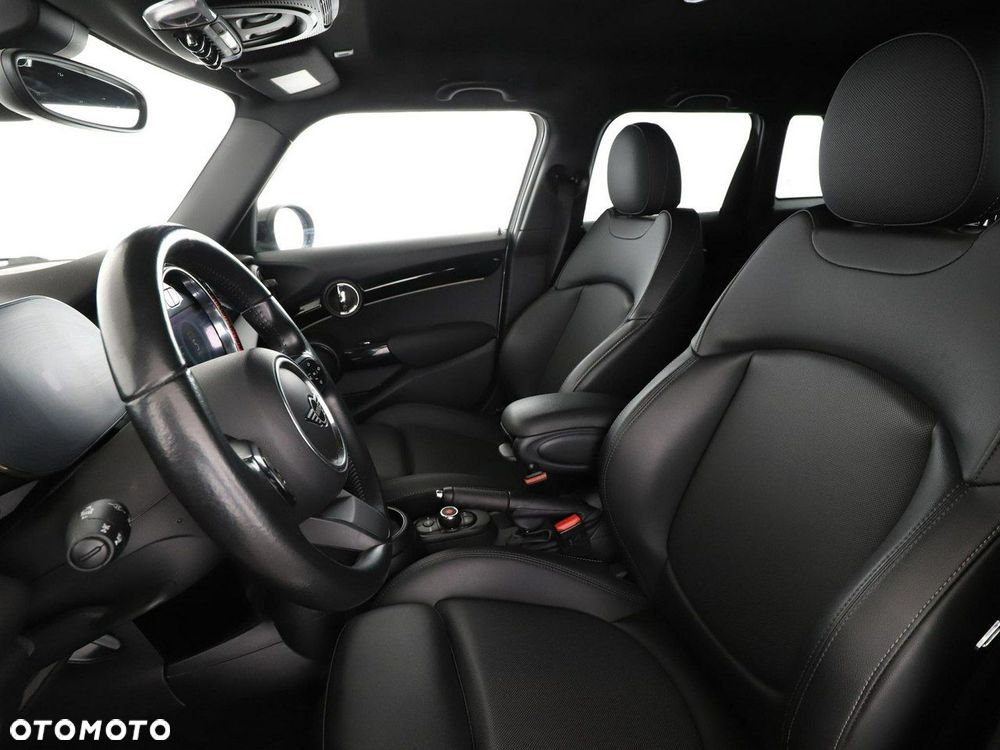 MINI Cooper S Classic Trim - 13