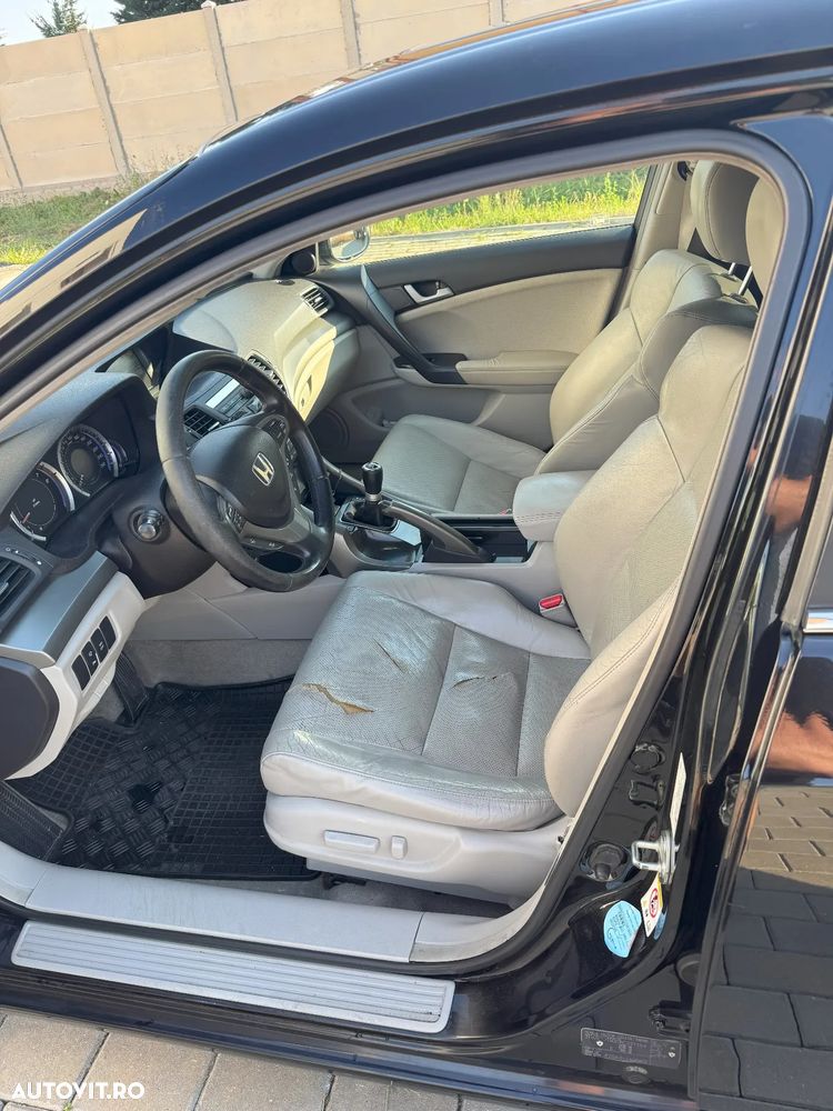 Honda Accord 2.0i Executive - 7