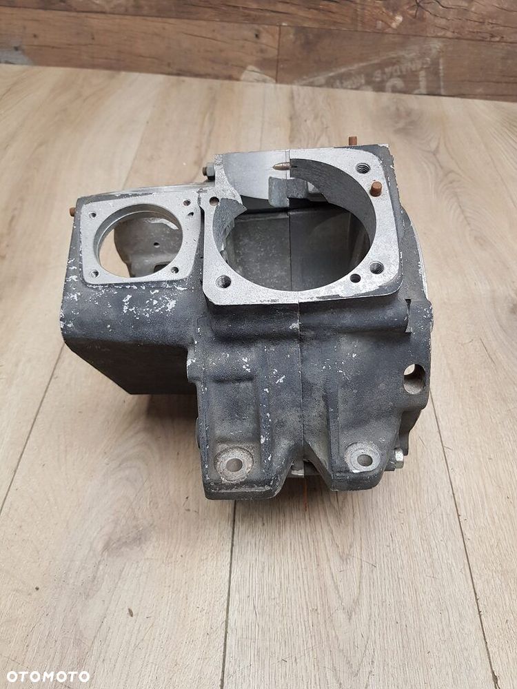 Blok silnik kartery engine Harley Davidson Evo 24563-84B - 5