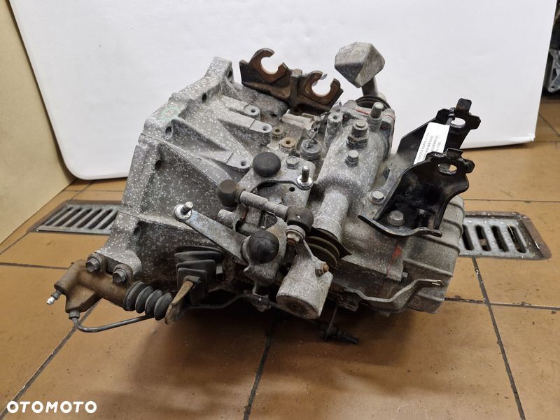 toyota auris 1 i 1.6 b skrzynia biegów manual valvematic 6b 1zr-e12u - 9