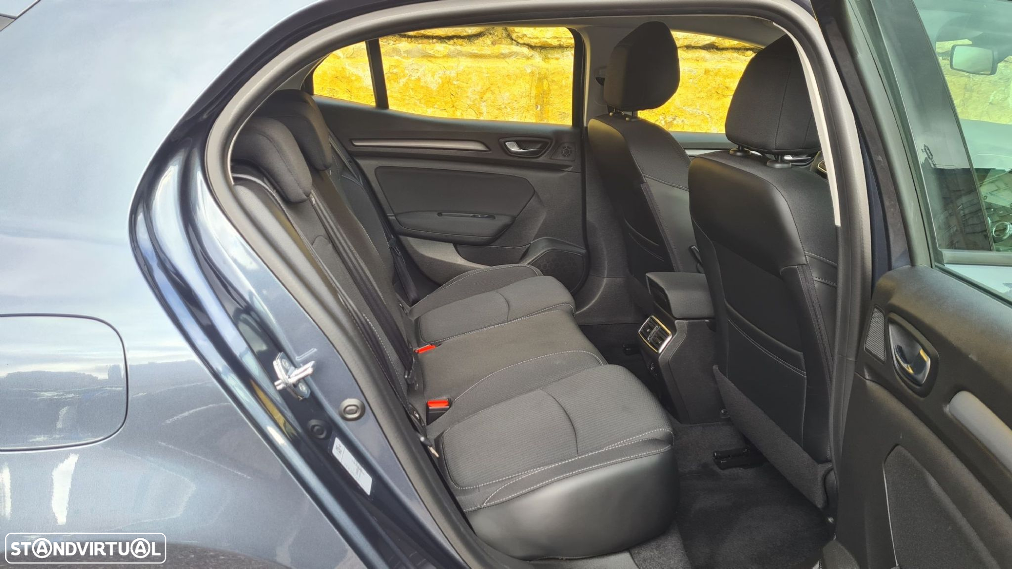 Renault Mégane 1.5 Blue dCi Intens EDC - 46