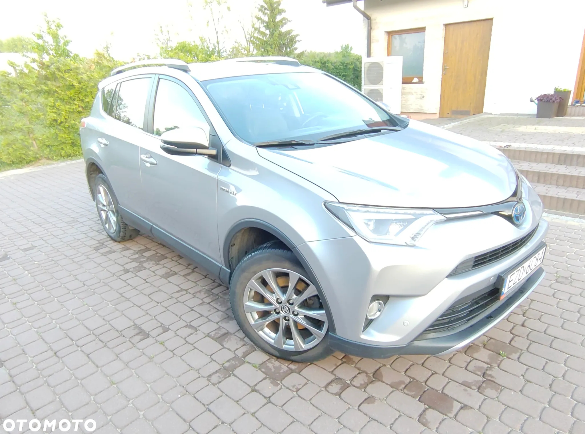 Toyota RAV4 Hybrid Premium 4x2 - 4