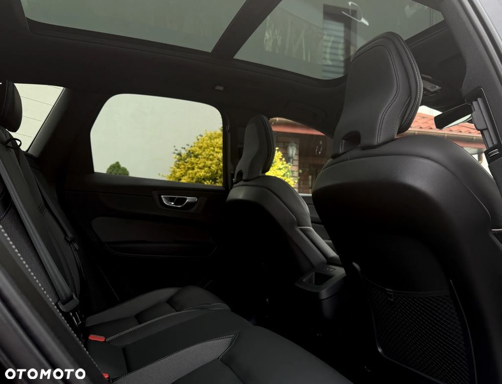 Volvo XC 60 B4 D AWD Geartronic RDesign - 12
