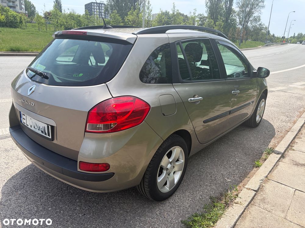 Renault Clio 1.2 16V Tech Run - 11