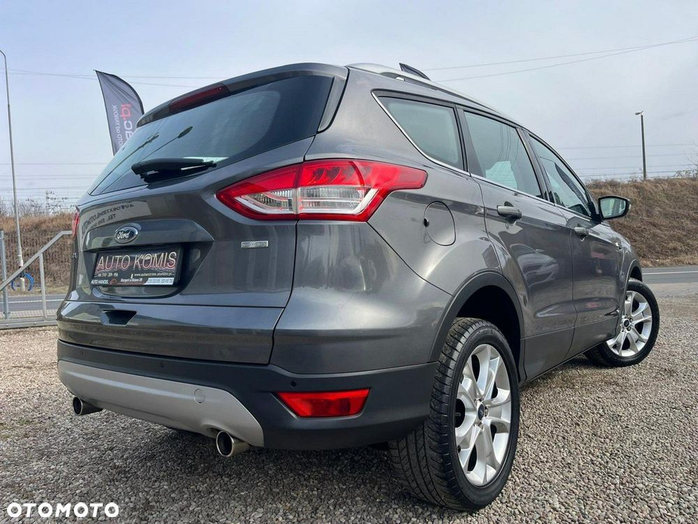 Ford Kuga 1.6 EcoBoost 2x4 Titanium - 6
