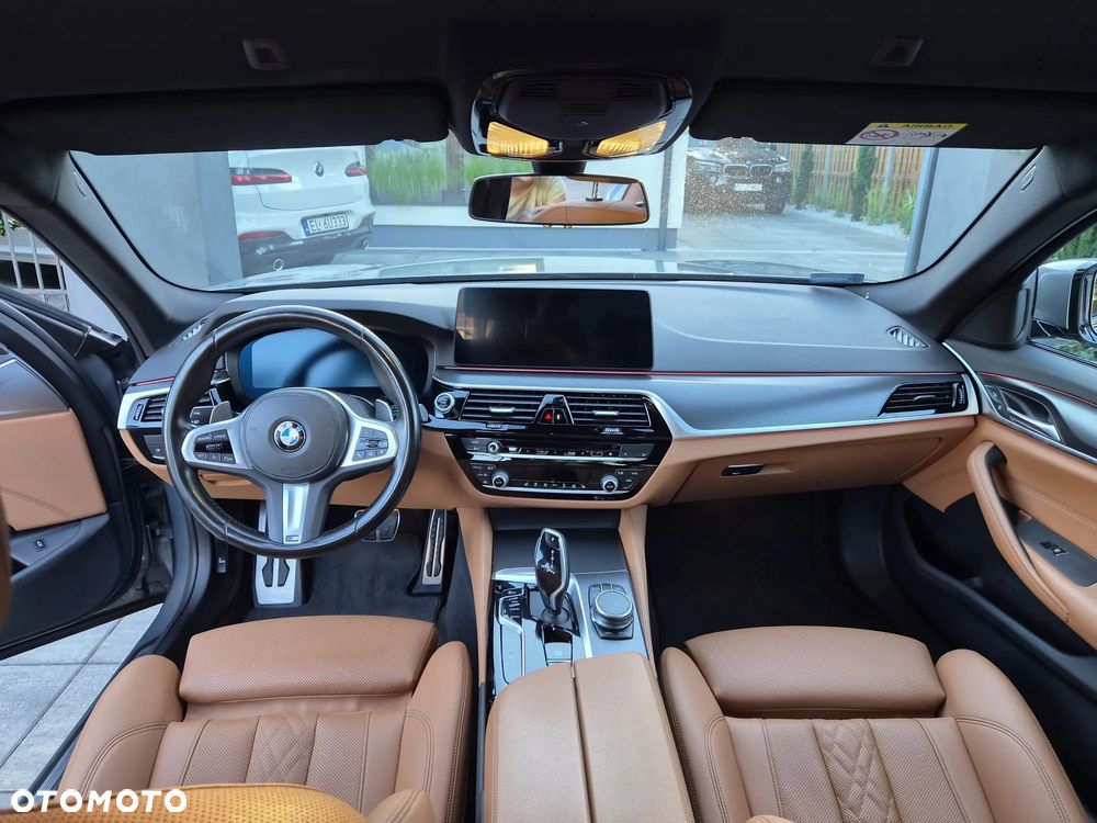 BMW Seria 5 520d mHEV - 9