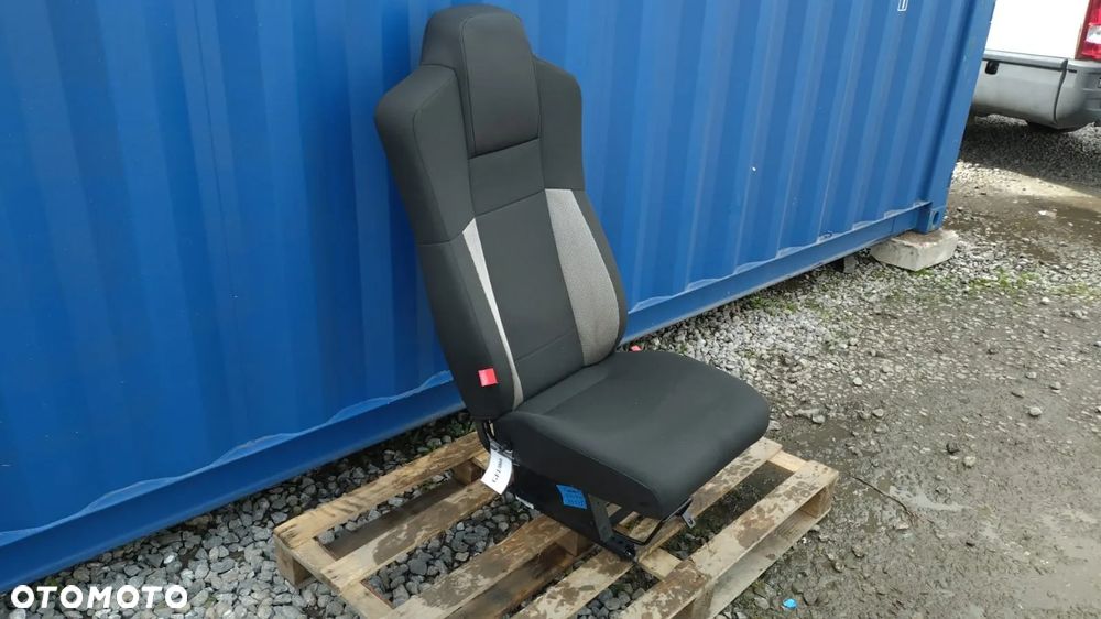 FOTEL PASAŻERA RENAULT TRUCK D T C K MIDLUM PREMIUM NO GF1/066 - 3