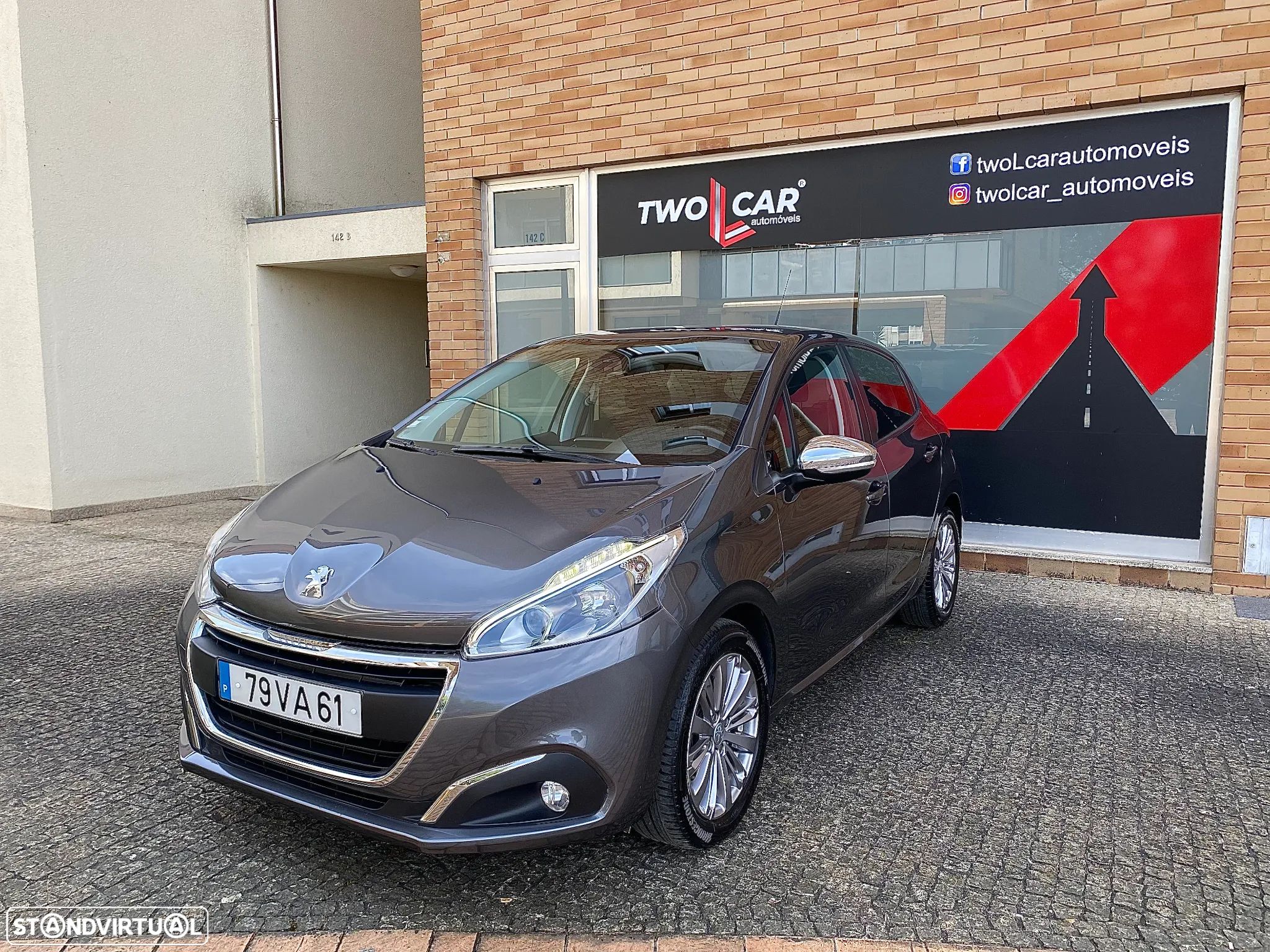 Peugeot 208 1.6 BlueHDi Style - 1