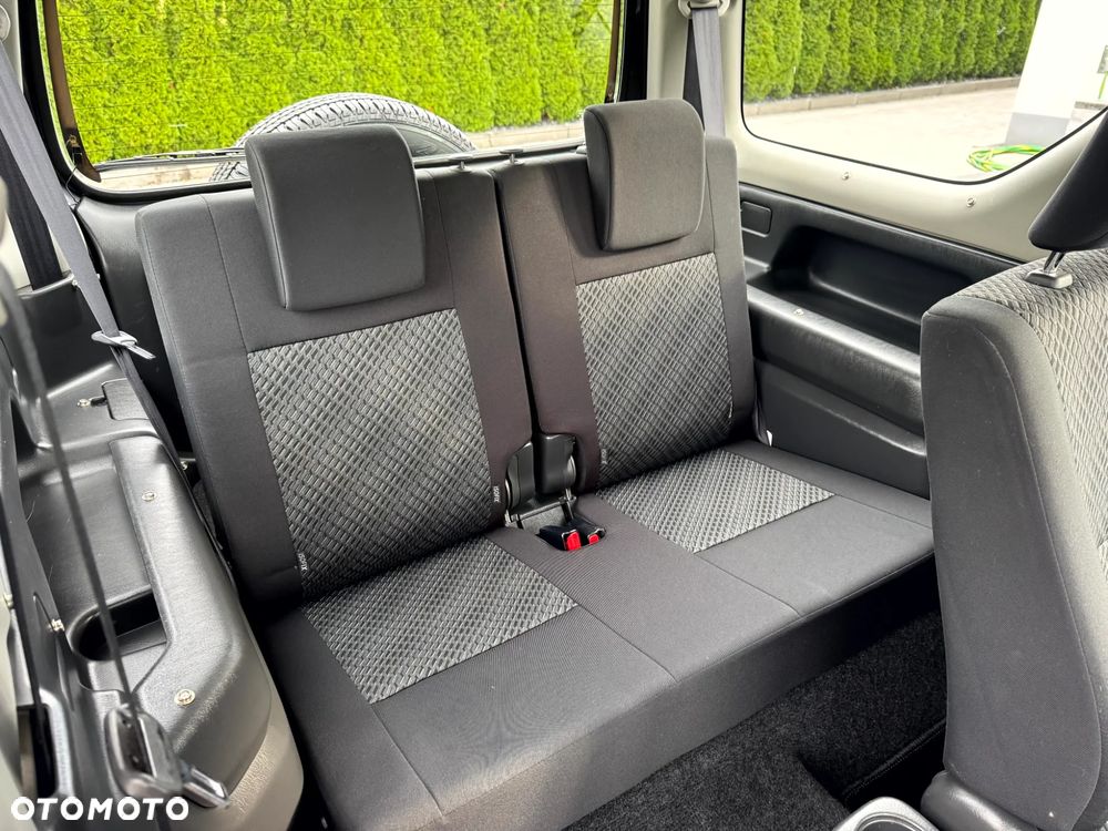 Suzuki Jimny - 11