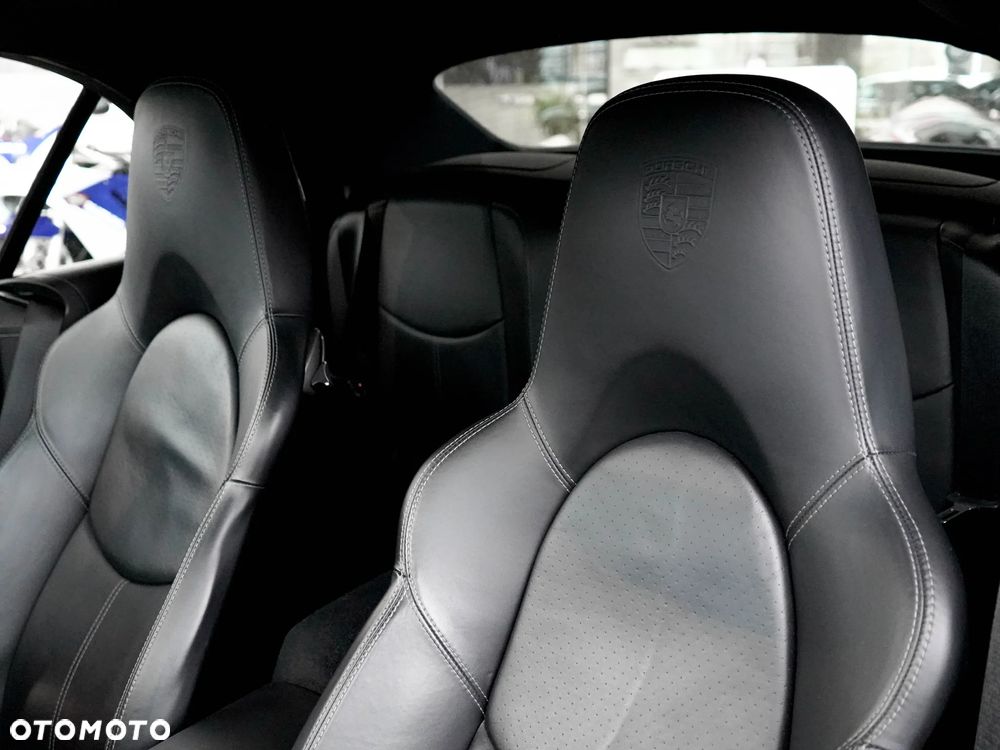 Porsche 911 Turbo S - 18